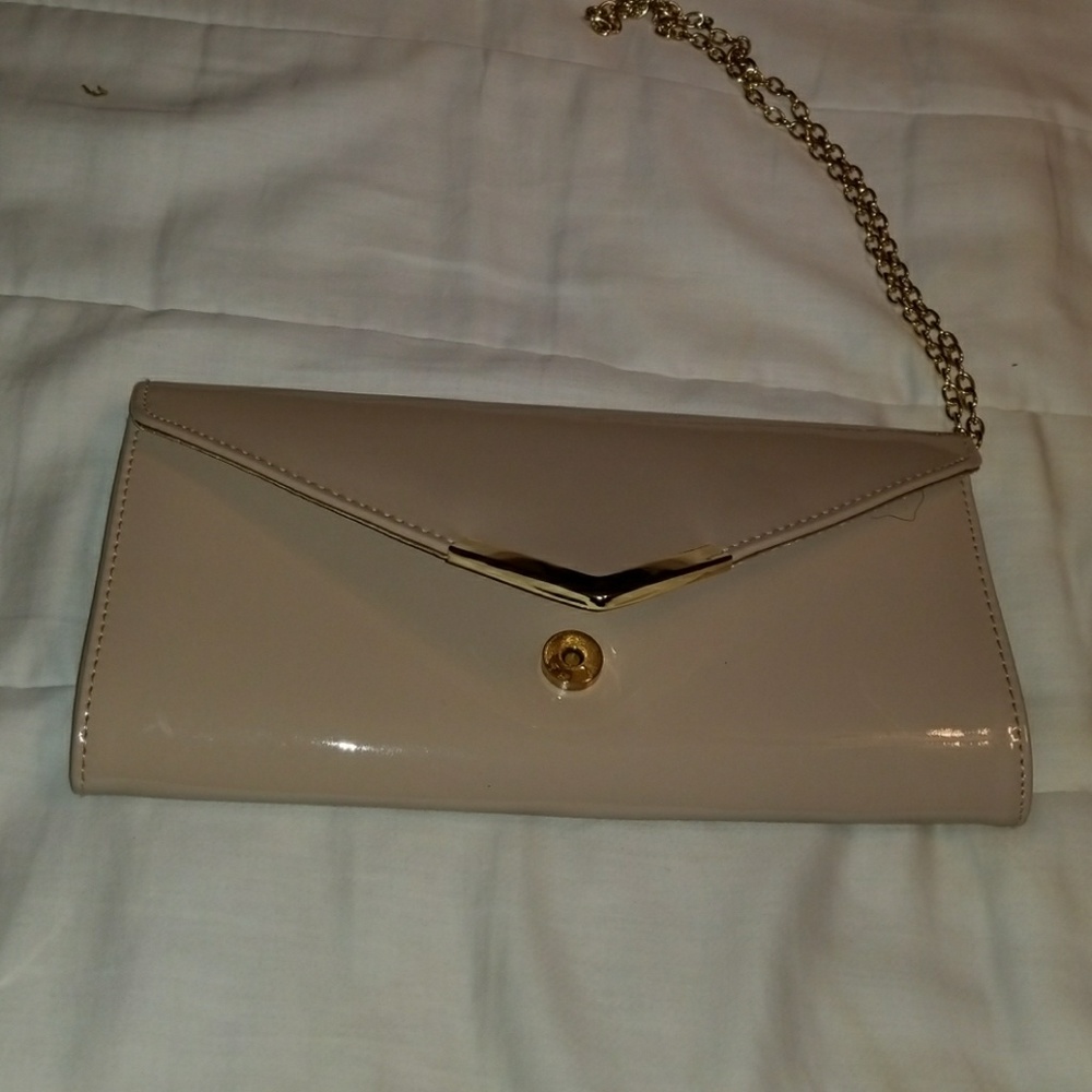 Aldo Clutch